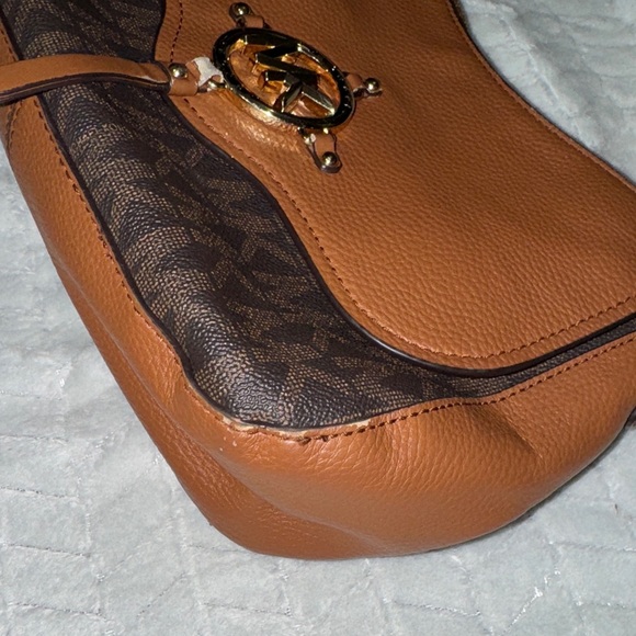 Michael Kors Tan and Brown Crossbody Bag - Picture 9 of 12